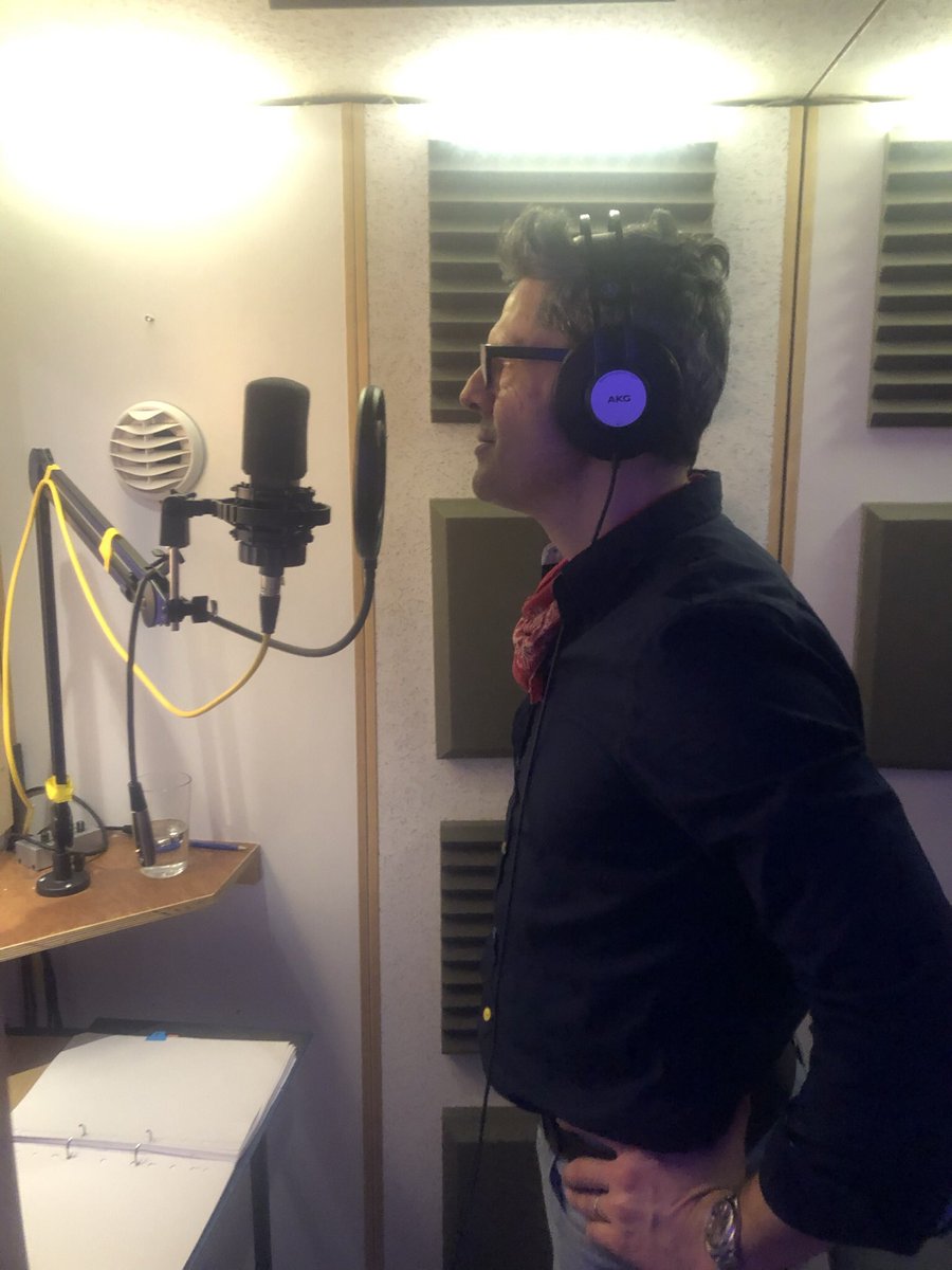 JasonRiddington's tweet photo. Lovely day in the studio with @DamnGoodVoices recording the very important NHS Mental Health Audio Guides #MentalHealthMatters https://t.co/pIByrYkG2s