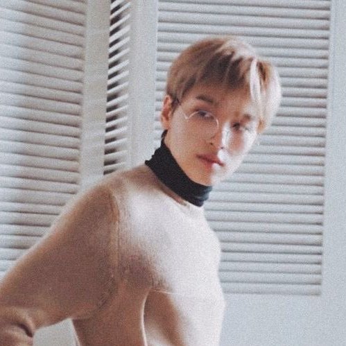 haechan wearing glasses ; a thread