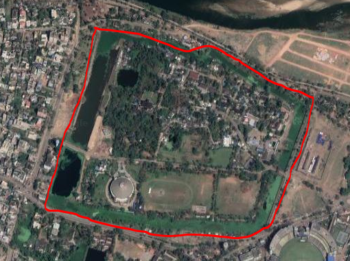 (7)The fort spreads over an area of 102 acres, surrounded on all sides with stone paved moat of 10 Mtr. wide in [N] & [W] sides, & 20 Mtr. wide in the [E] & [S] sides.