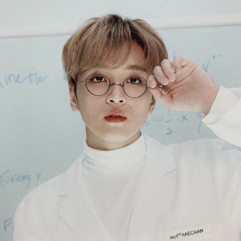 haechan wearing glasses ; a thread