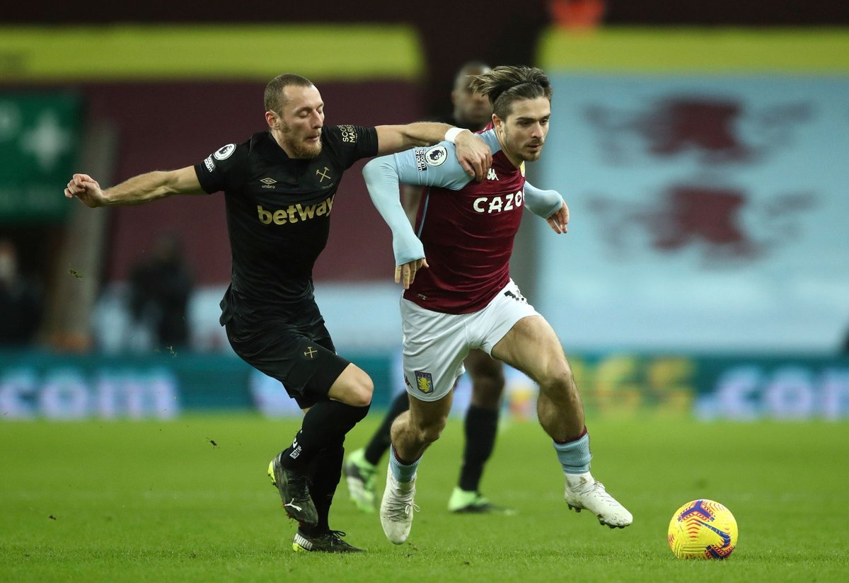 Sometimes I look like psycho on the pitch 🙈😂 but always do everything for the team. Everyone was brilliant today well done lads !!! Keep going IRONS ⚒