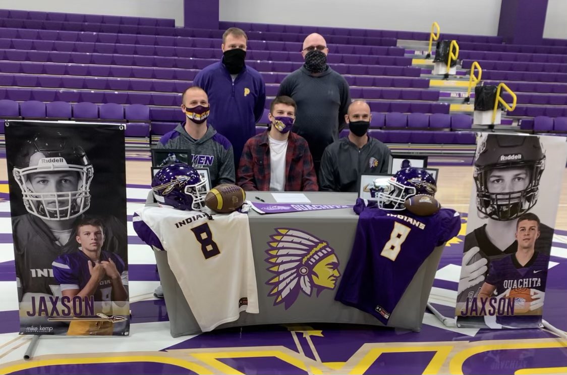 It’s official! <a href="/JaxsonCarter7/">Jaxson Carter</a> will be an <a href="/OuachitaFB/">Ouachita Football</a> TIGER next season! Well deserved! #rolltribe #gotigers