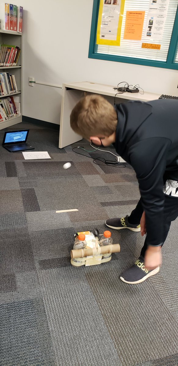 LSMSlibrary's tweet image. It was great to see students from Stretch trying out their catapults this week!  There&apos;s always something happening @LSMSlibrary  #RSDlibraries  #LaSallePride