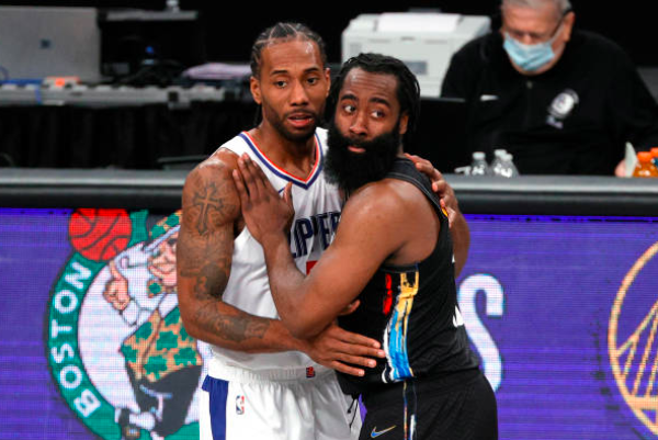 NBAMemes's tweet photo. Find someone who will hold you the way Harden holds Kawhi on defense https://t.co/6lRgxPLMYj