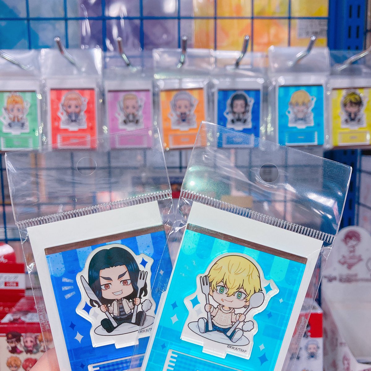アニメイト渋谷 ラブライブ スーパースター オンリーショップ21開催 Sur Twitter アニシブ入荷 東京卍リベンジャーズ より ごちきゃらミニスタンド ごちきゃらトレーディング缶バッジ が再入荷シブ 各キャラ在庫ございます
