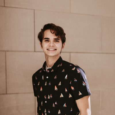 _isaac_lee's tweet photo. #NewProfilePic @gracelizac https://t.co/7A1kcx8ZRk