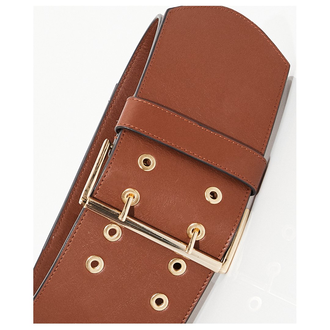 WIDE ANGLE... Style the Mayhem belt over your favourite dress...
#gingerandsmart