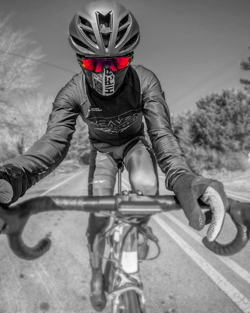 rickpumphrey's tweet photo. 🥶The trick is not minding that it’s cold!🥶#mind #thetrickisnotmindingthatithurts #do #epic #cycling #winter #mindthegap #bikes #myhyperthreads https://t.co/T5lfMdh5ZP https://t.co/nwMopnhYl1