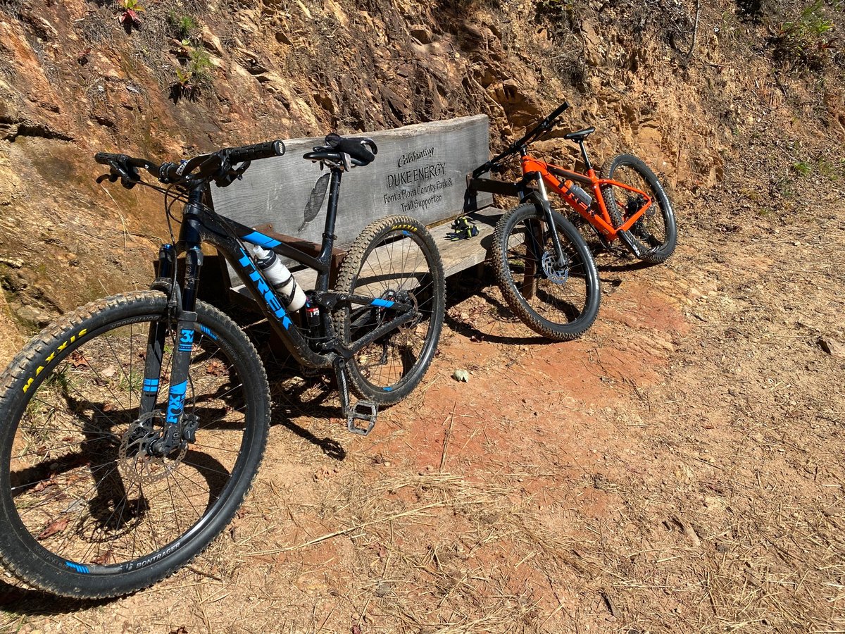 XTreamClean's tweet photo. Double it up for more fun and then clean ‘em up using the simplest, fastest and safest way for cleaning all bicycle types. 
https://t.co/T5EyBgAfja. #xtreamclean #bikewash #bicyclewash #mtb #bmx #roadbike #xc #cx #downhill https://t.co/1RwIt2TgKe