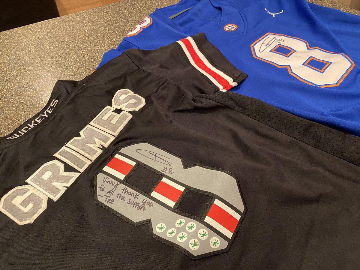 4.5 years ago, 7 year-old Vinny met his fav high school player  @Trevongrimes8 Tre could’ve taken a pic and moved on. Instead, he remained friends w/Vinny and has been his role model. Tre is not only a great player, but an even better person.