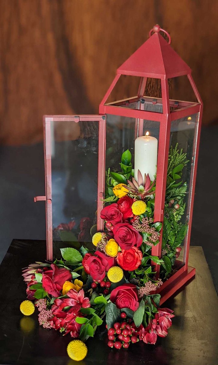 flowerduet's tweet photo. Good News from Flower Duet - https://t.co/rDWGF4ty9x Good News from Flower Duet. It's our monthly flower newsletter with lots of news from us and some things we are interested in, too. #diyflowers #diyvalentines #learnfloraldesign https://t.co/YPRiDmMBUM