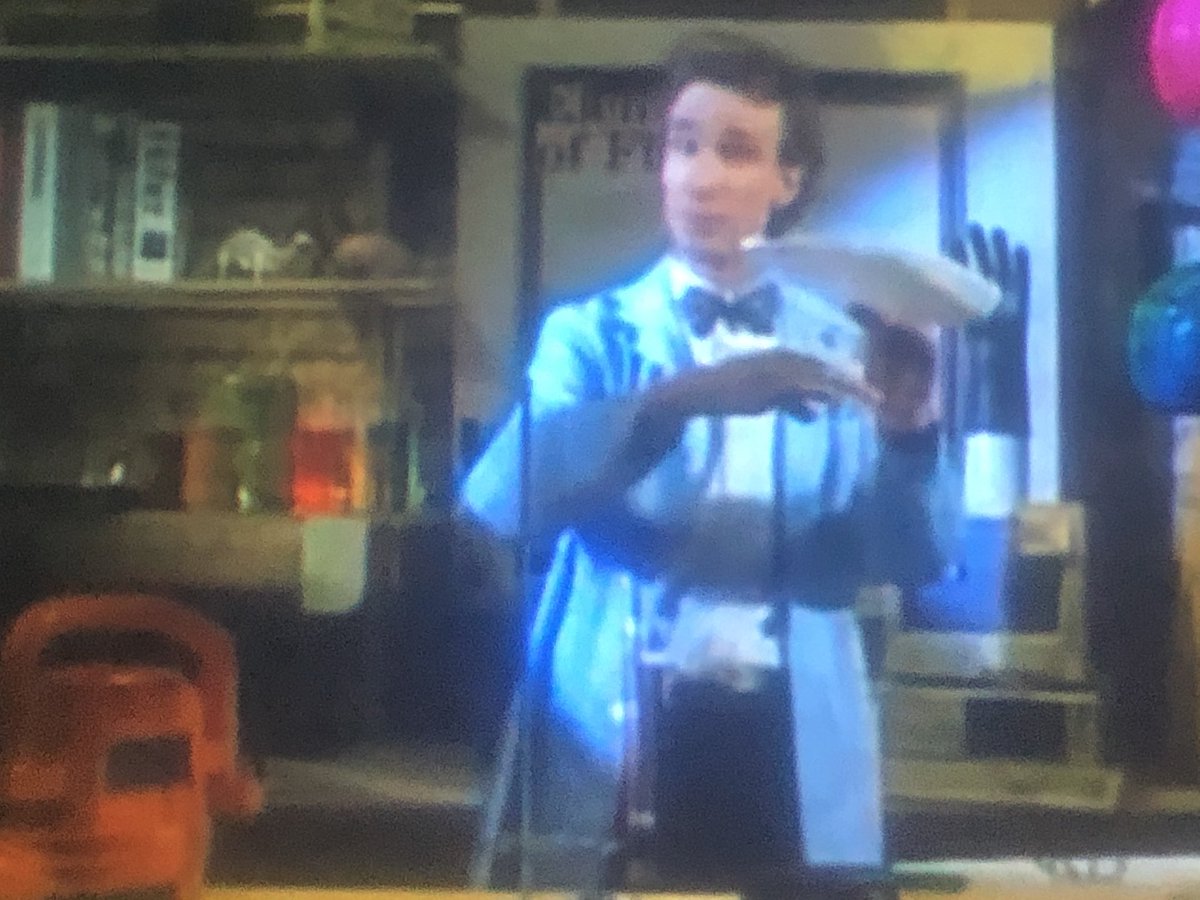 GZzyzyx's tweet photo. The kid is learning the #BernoulliEffect w classic @BillNye
SHE LOVES IT ๐ #STEMkids
https://t.co/w05RWtTCZt
#science #StartSTEMyoung #homeschooling #teaching https://t.co/Y6zjDpJ6yu