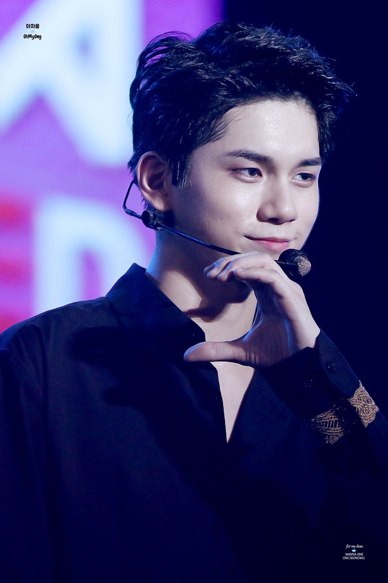 #옹성우 #ONGSEONGWU <a href="/officialtwt_OSW/">옹성우(ONG SEONG WU)</a>