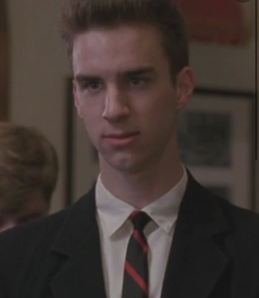 gerard pitts ~notice me~ “my whole life i focused on not being noticed, and now it kinda sucks that i’m nobody’s main focus.”