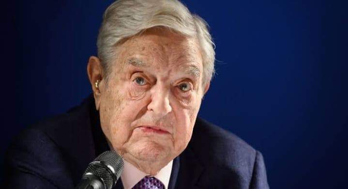 जॉर्ज सोरोस- हा अमेरिकेतल्या लिब्राडुंचा म्होरक्या. पेशाने व्यवसायिक. आर्म, फार्मसी आणि ऑइल इंडस्ट्री ह्याच्या ताब्यात. ट्रम्प सत्तेत आल्यापासून ट्रम्पने ह्यांच्या सगळ्या कारवायांना सुरुंग लावायला सुरुवात केली. अरब देशांतील आंदोलनांमागे हाच ह्यानेच अरब देशांतून स्थलांतरित-