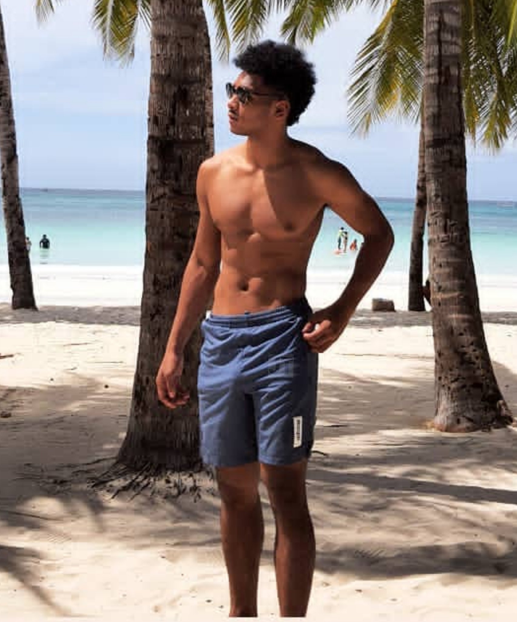 EtWjVXuVEAEiTUR.jpg:large