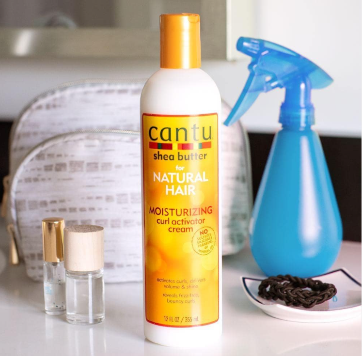 4mycurls's tweet photo. 4mycurls
Happy Thursday Curlies!!😍😍
.
.
Make wash day as easy as 1, 2, 3! Use our Moisturizing Curl Activator Cream after cleansing your hair to reveal bouncy, frizz-free curls. You can even add more to dry hair as needed!
Regram by @cantubeauty
#4mycurls 💜
.
#mycantu #washngo https://t.co/BadHgYYOLs