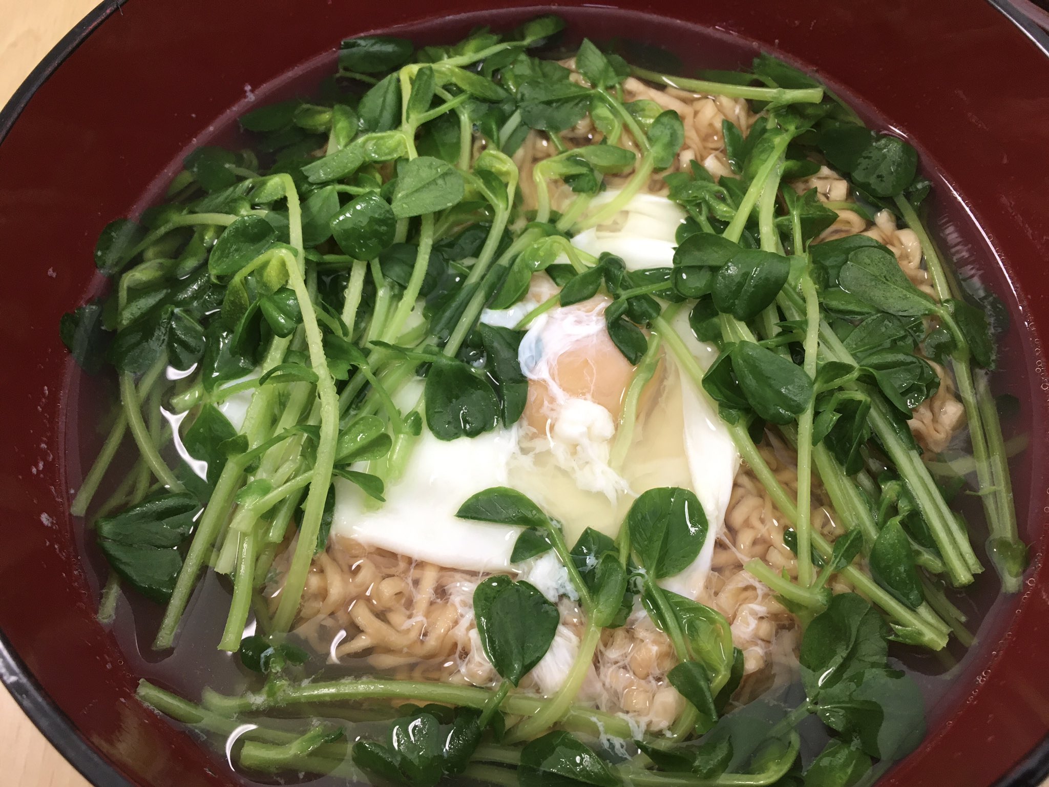 いのけん 今日の昼メシ 豆苗チキンラーメンだ イチジョウ T Co Yonlskq5h9 Twitter