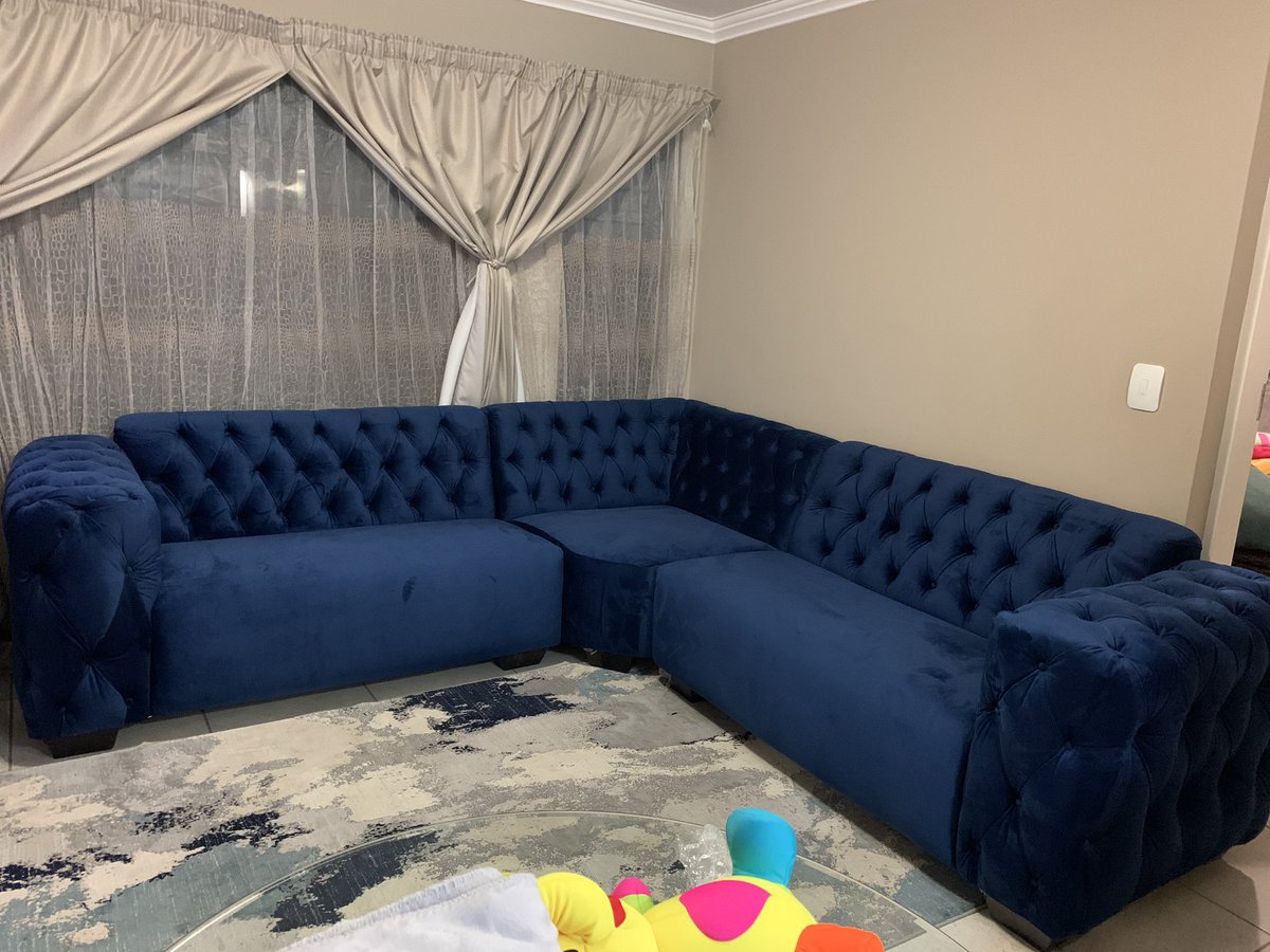 VutureDesigns's tweet image. Triple R Resurrection - Rearrangement &amp;amp; Renewals 

Another☝🏽wit a touch of Luxury 

For all kinds of Upholstery works pls don’t hesitate
You can also supply us with ur own material &amp;amp; we'll work the magic! 

To order : 
☎ 0769523631
📌PTA West Kirkney 

#DJSBU