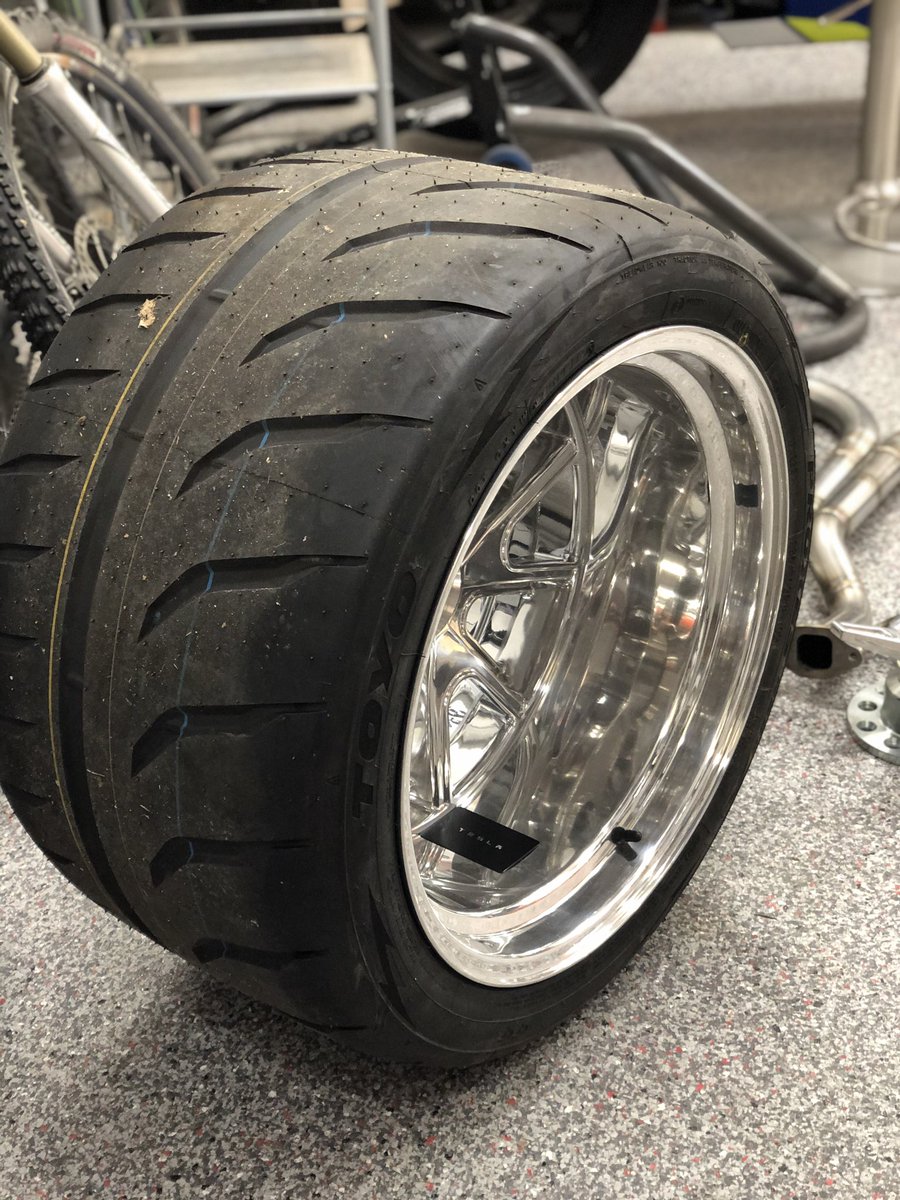 FurtadoRacing's tweet photo. Now those are some beef cakes for this #wheelwednesday 
-
-
-
-
-
-
-
#furtadoracing #cobrabuild #accobra #accobrashelby #shelby #shelbycobra #ford #fordperformance #fordracing #carrolshelby #carrolshelbyracing #projectcar #trackcar #trackcarbuild https://t.co/yqmeSNnS3m