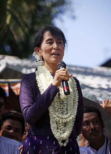 Ellen4561's tweet photo. လွတ်လပ်သော ၊ တရားမျှတသော ၊ ငြိမ်းချမ်းသော မြန်မာနိုင်ငံကို အမေ့အတွက် ရယူပေးကြရအောင် 

#HearTheVoiceofMyanmar
#RespectOurVotes https://t.co/7QZRszrKJO