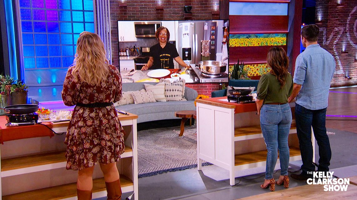 Thank you <a href="/KellyClarksonTV/">The Kelly Clarkson Show</a> for having us back for #RadHumanHour!!