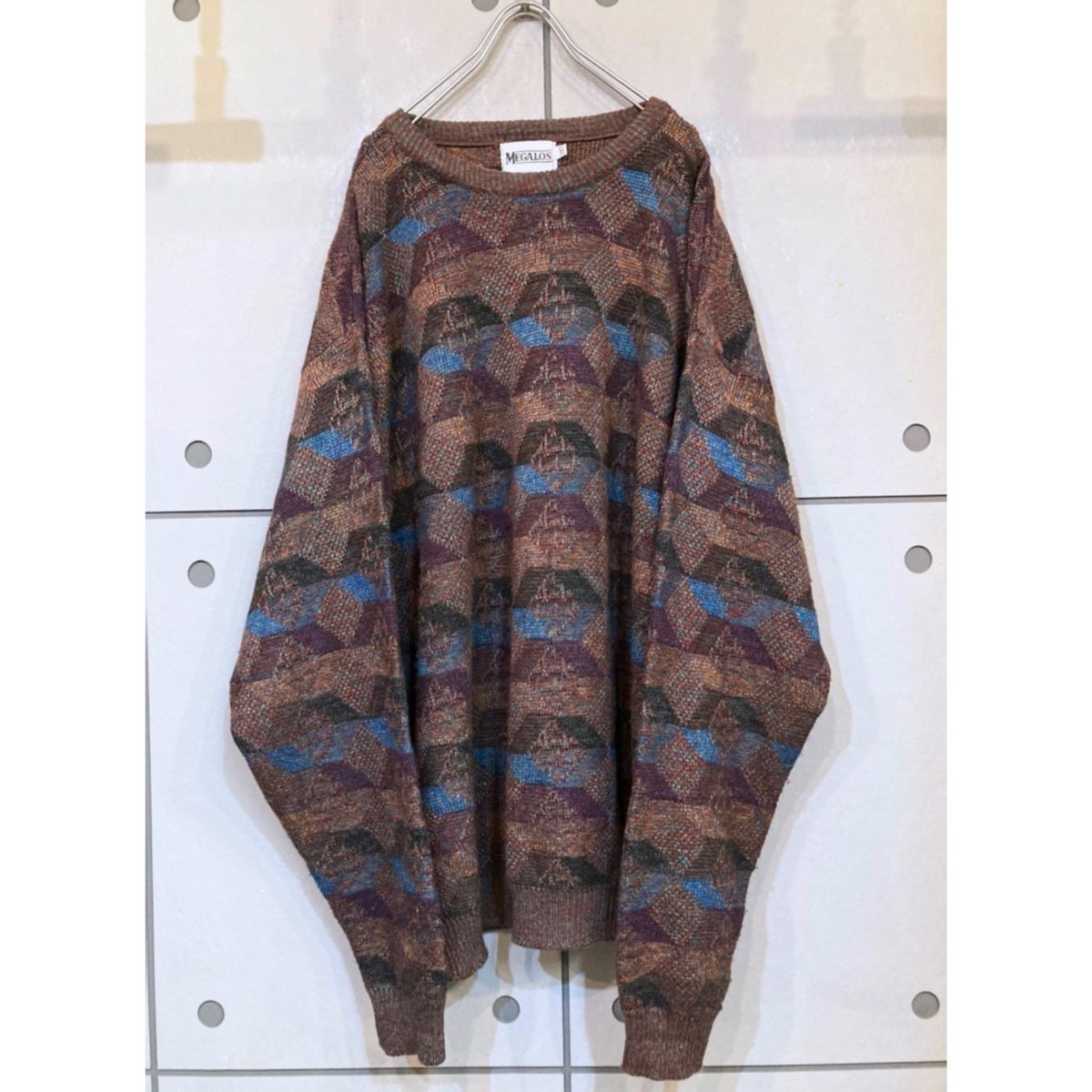 zondag_pl's tweet photo. Zondag New Item 2021.02.04

Old Design Knit

パターンデザイン
オーバーサイズでゆるいシルエットで着ていただけます。

カラーリング絶妙で
肉眼でみるともっと良いです。 https://t.co/5rTfloFQZt
