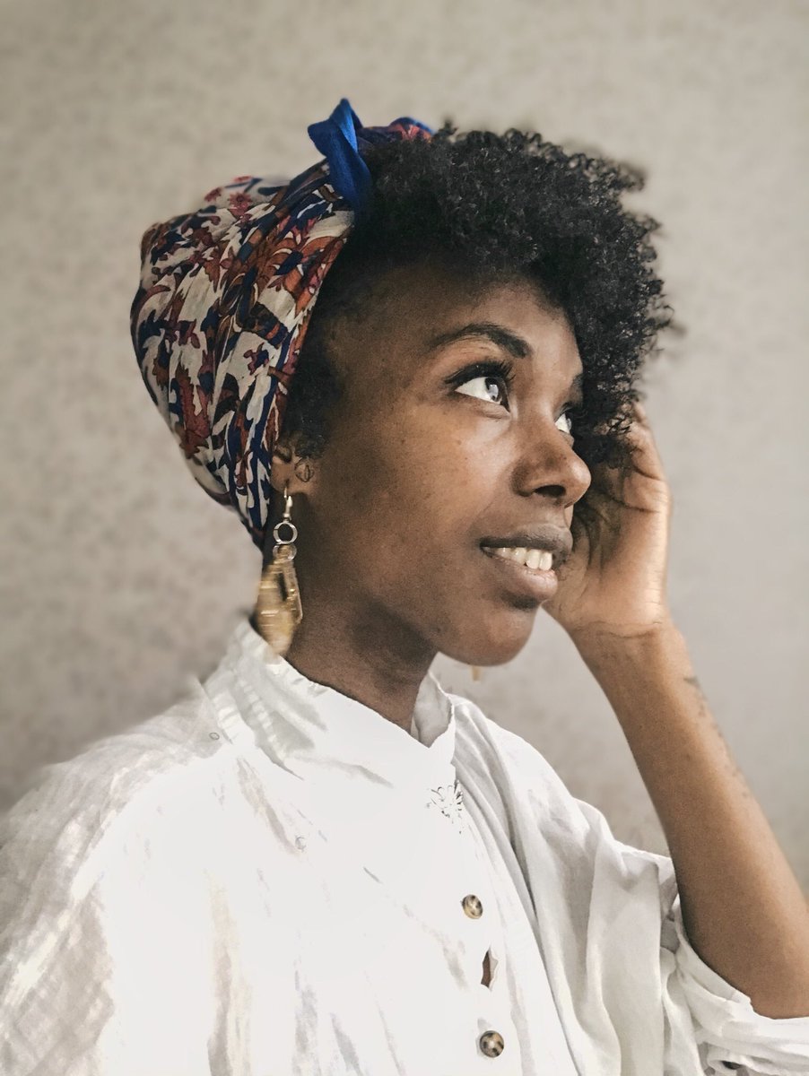 Today is a head wrap kind of day. I’m super excited for today...Hope you all have a good one 💯😍❤️🥰🙌🏾