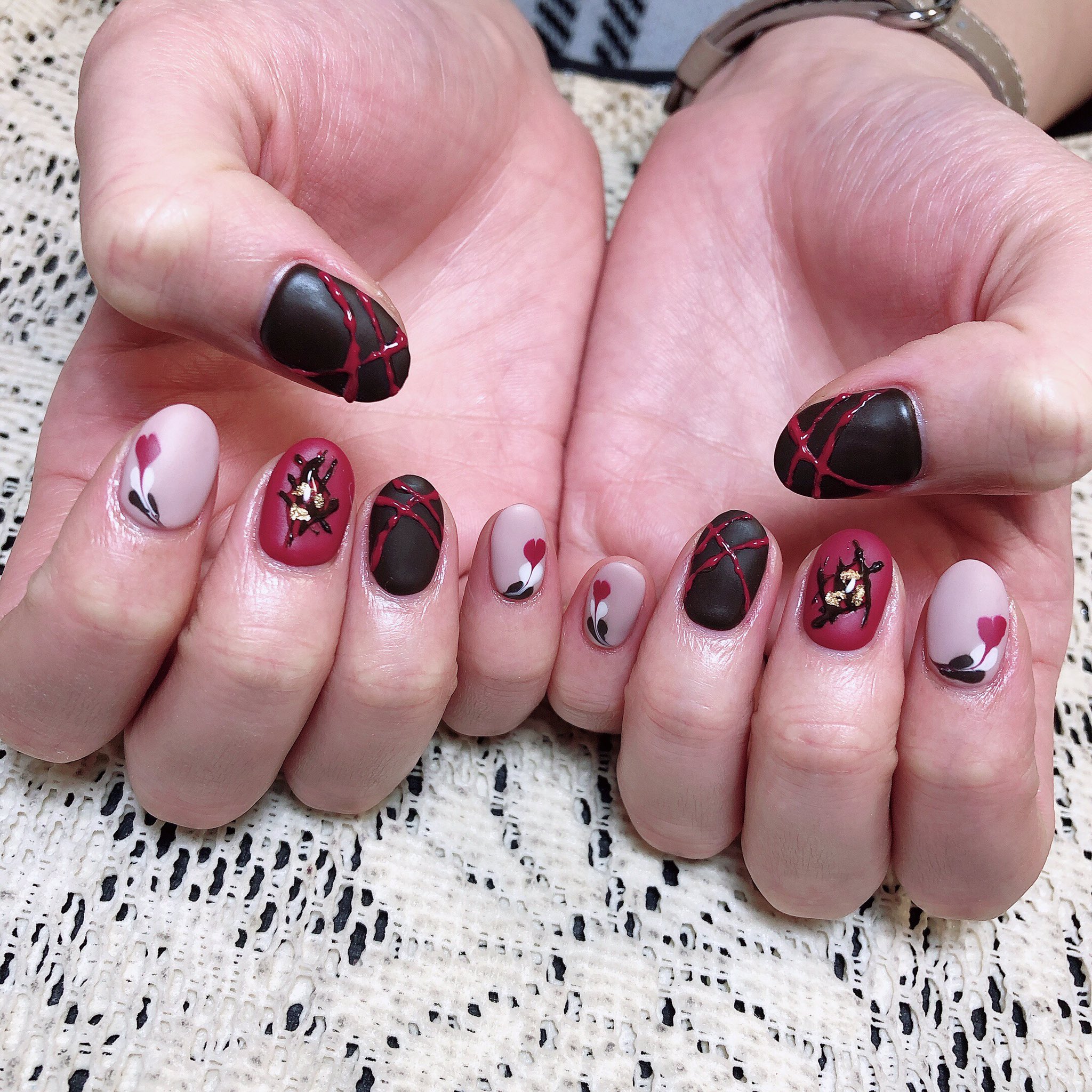 Private Salon Allure お客様ネイル ハッピーバレンタイン 今年は大人っぽいデザインが多いかな ネイル ネイルデザイン ネイルアート ネイルサロン プライベートサロン 新宿 歌舞伎町 東新宿 新宿3丁目 ジェルネイル スカルプ