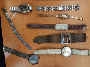 Tas met sieraden gevonden bij Kalverdijkje, politie op zoek naar eigenaar -..