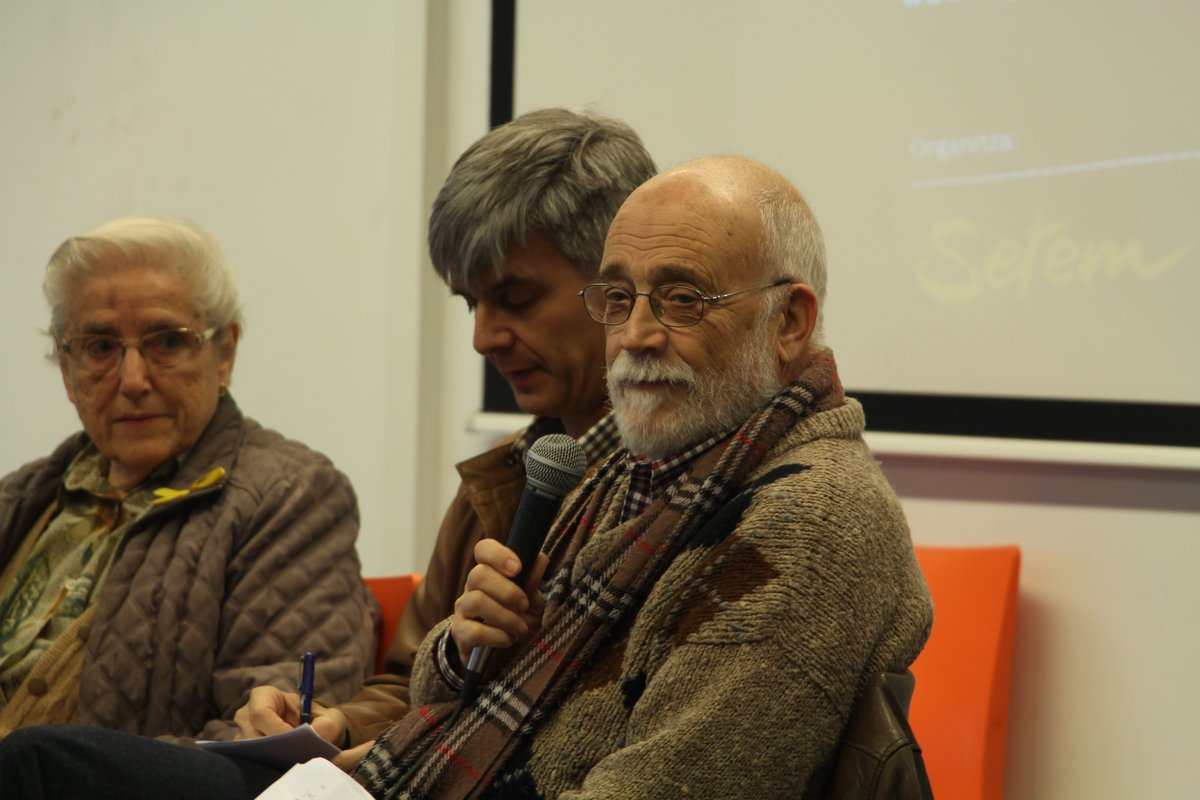 setemcat's tweet photo. Com és sabut, l'activista i soci honorífic de SETEM Catalunya, Arcadi Oliveres, passa per uns moments complicats. Volem compartir el nostre més sincer escalf i acompanyament. Ens sentim molt afortunades de seguir aprenent cada dia de la seva saviesa, valentia i incansable lluita. https://t.co/9v18NQA3sQ