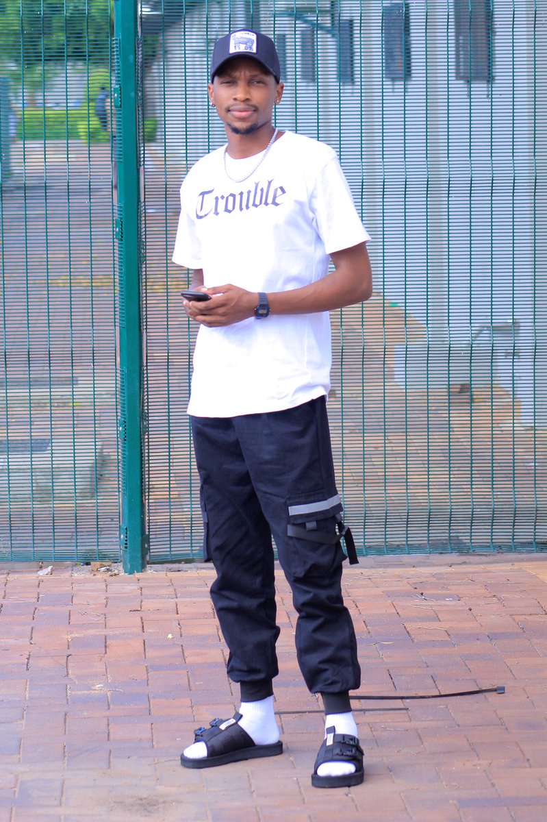 Mr Manager 💼 tweet media
