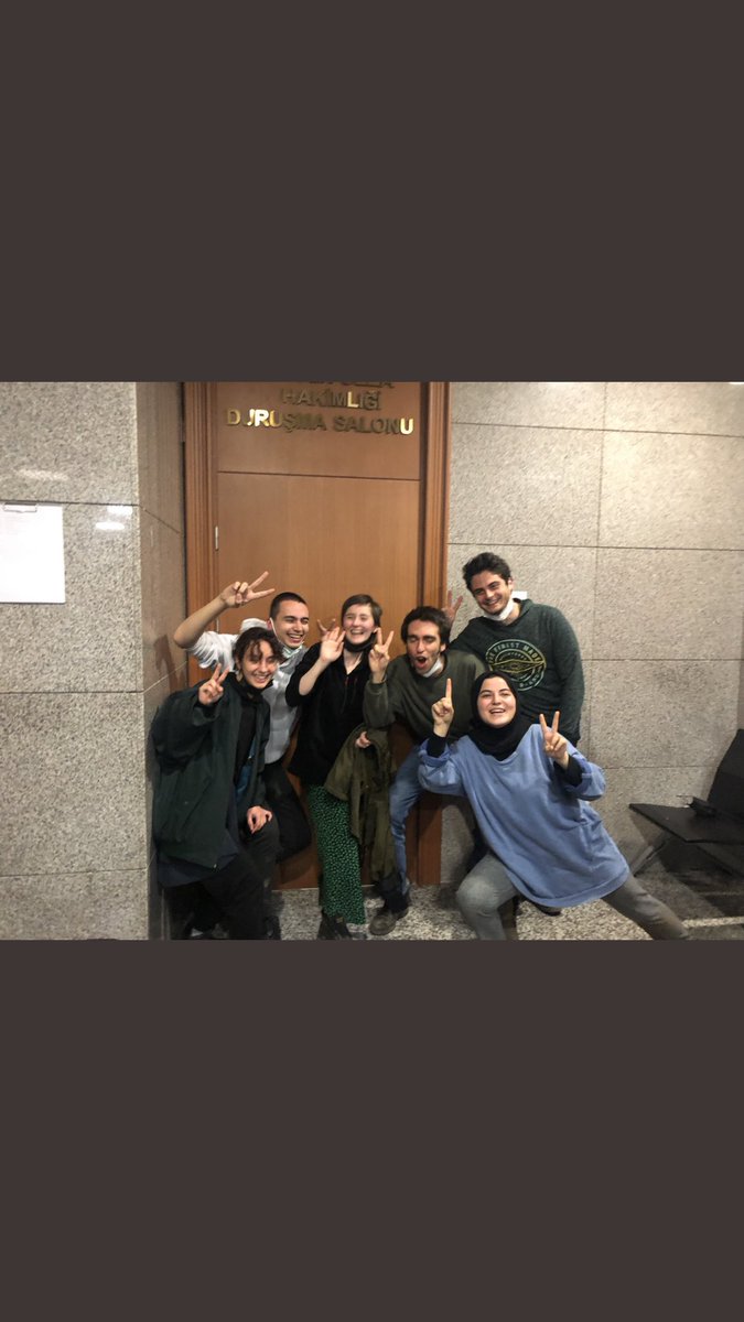 Günün en güzel fotoğrafları Z kuşağı gümbür gümbür geliyor ✌🏻✌🏻✌🏻