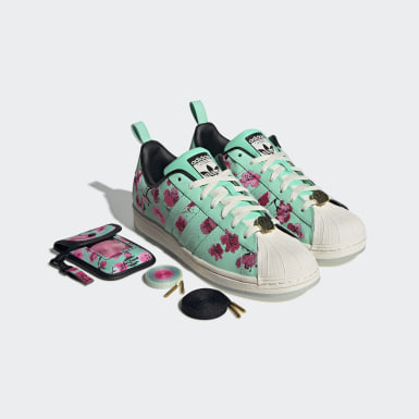 SOLELINKS's tweet photo. Ad: LIVE in 20mins via adidas US
adidas Superstar 'Arizona'
=> https://t.co/9o3SyOcYgJ
=> https://t.co/9o3SyOcYgJ https://t.co/yloy7Lb79C