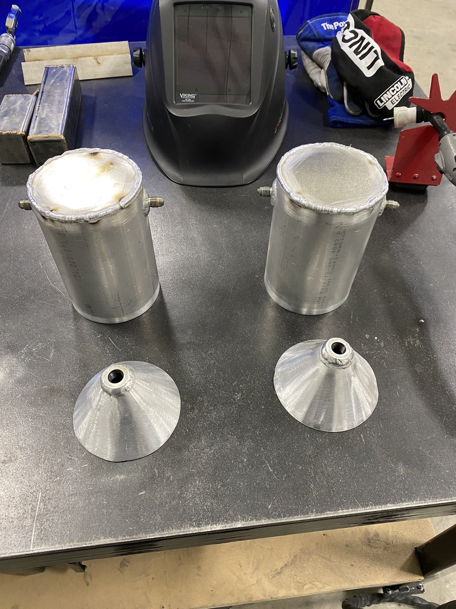 AircraftFlon's tweet photo. Fabricated a couple “EPA Cans” to catch the excess fuel during engine shut down. Oddly enough the original design simply vented the fuel on the ground 🤷🏻‍♂️🤦‍♂️ #AircraftMaintenance #Fixed it https://t.co/0z3A9jUWPg