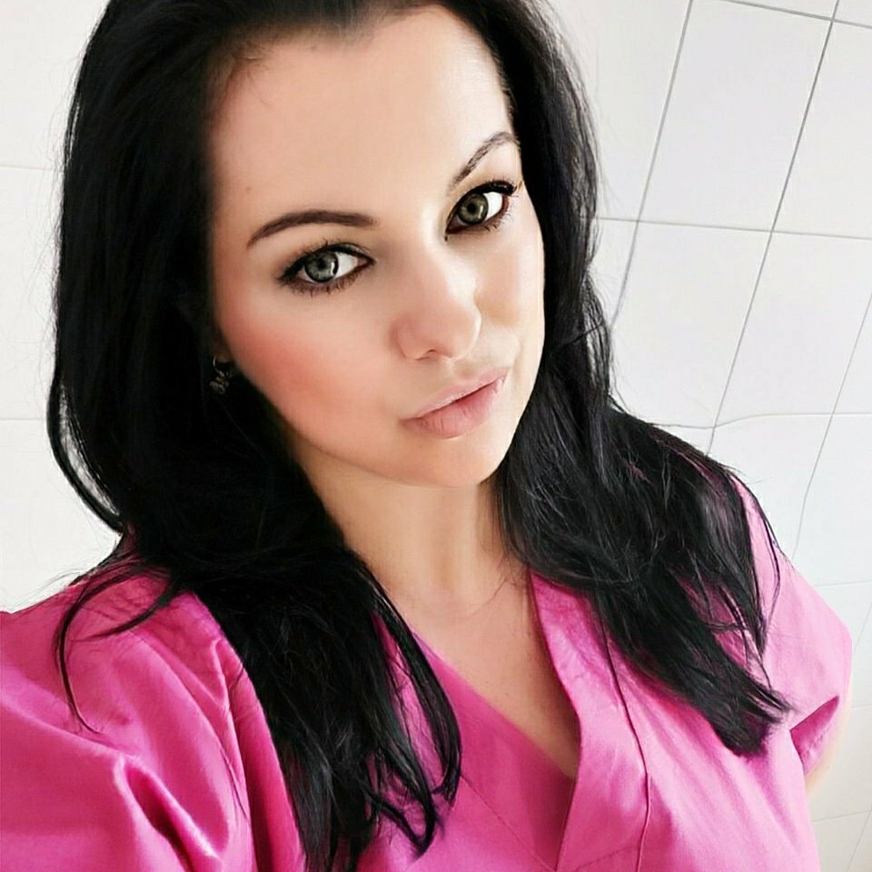 knightfemme81's tweet photo. #teamessential 
#scrubs
#NurseLife https://t.co/k13YFuY54P