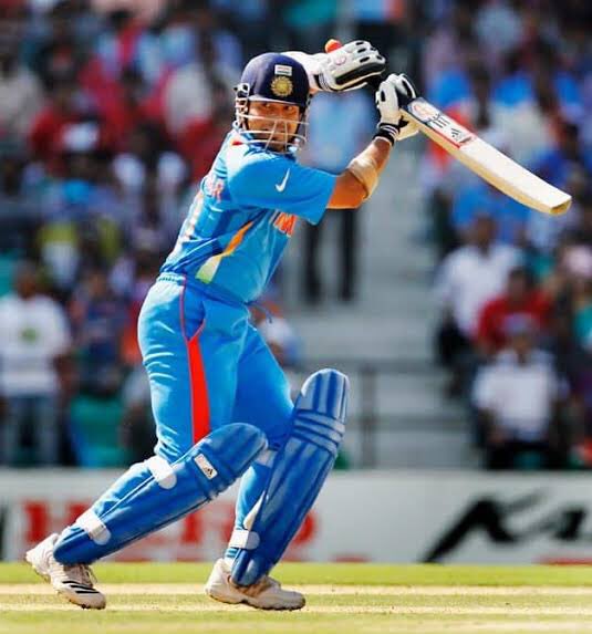 gikkidhillon's tweet photo. In the Indian farmers VS Indian govt match, #SachinTendulkar is batting for the govt  
#FarmBills2020 #FarmersProstest https://t.co/3uAGysMmdJ