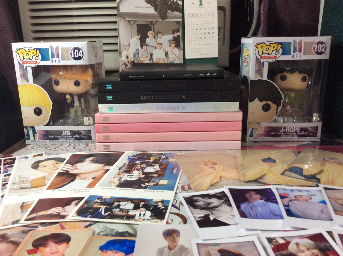 storniiebelle's tweet photo. These albums came home last week. Grabe worth the wait! Specially the freebies included inside the albums. π₯°π Thank you so much @CashABuyPH_ for a smooth transaction! βΊοΈπ My Army heart is so happy!! πππ #CBFeedbacks https://t.co/BH2GITk462