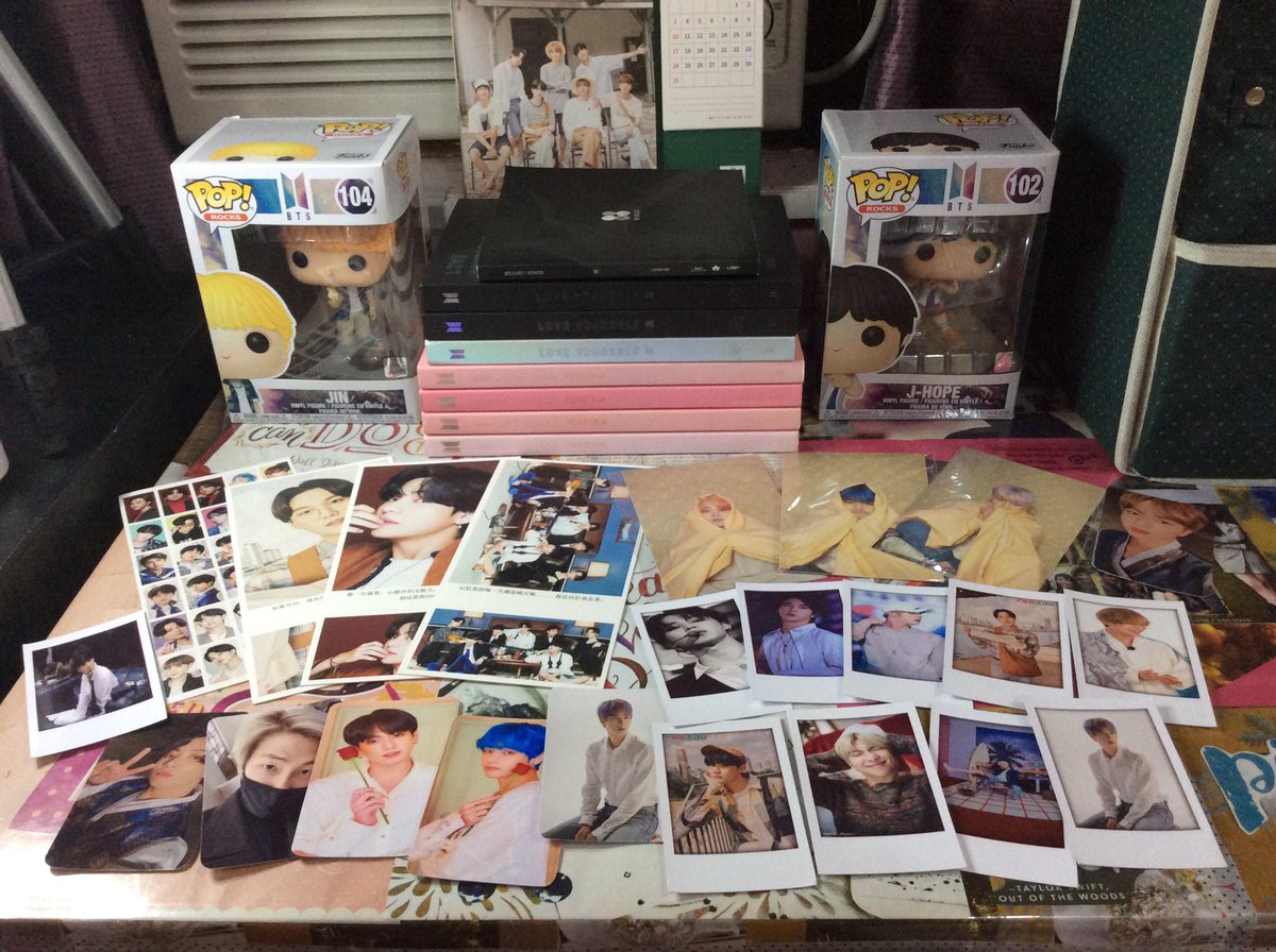 storniiebelle's tweet photo. These albums came home last week. Grabe worth the wait! Specially the freebies included inside the albums. π₯°π Thank you so much @CashABuyPH_ for a smooth transaction! βΊοΈπ My Army heart is so happy!! πππ #CBFeedbacks https://t.co/BH2GITk462