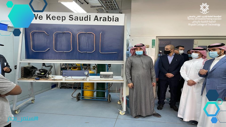tvtc_g_riyadh's tweet photo. #الكلية_التقنية_بالرياض
جولة لإطلاق أحد مشاريع الشراكات الاستراتيجية بين #التدريب_التقني والقطاع الخاص. 
بحضور نائب المحافظ المساعد للكليات التقنية الدكتور عادل الزنيدي والمهندس ياسر العقيل رئيس Seqa Group 
والمهندس  بندر السعدون مدير الادارة التشاركية بالمؤسسة. https://t.co/LqMPI76nqM