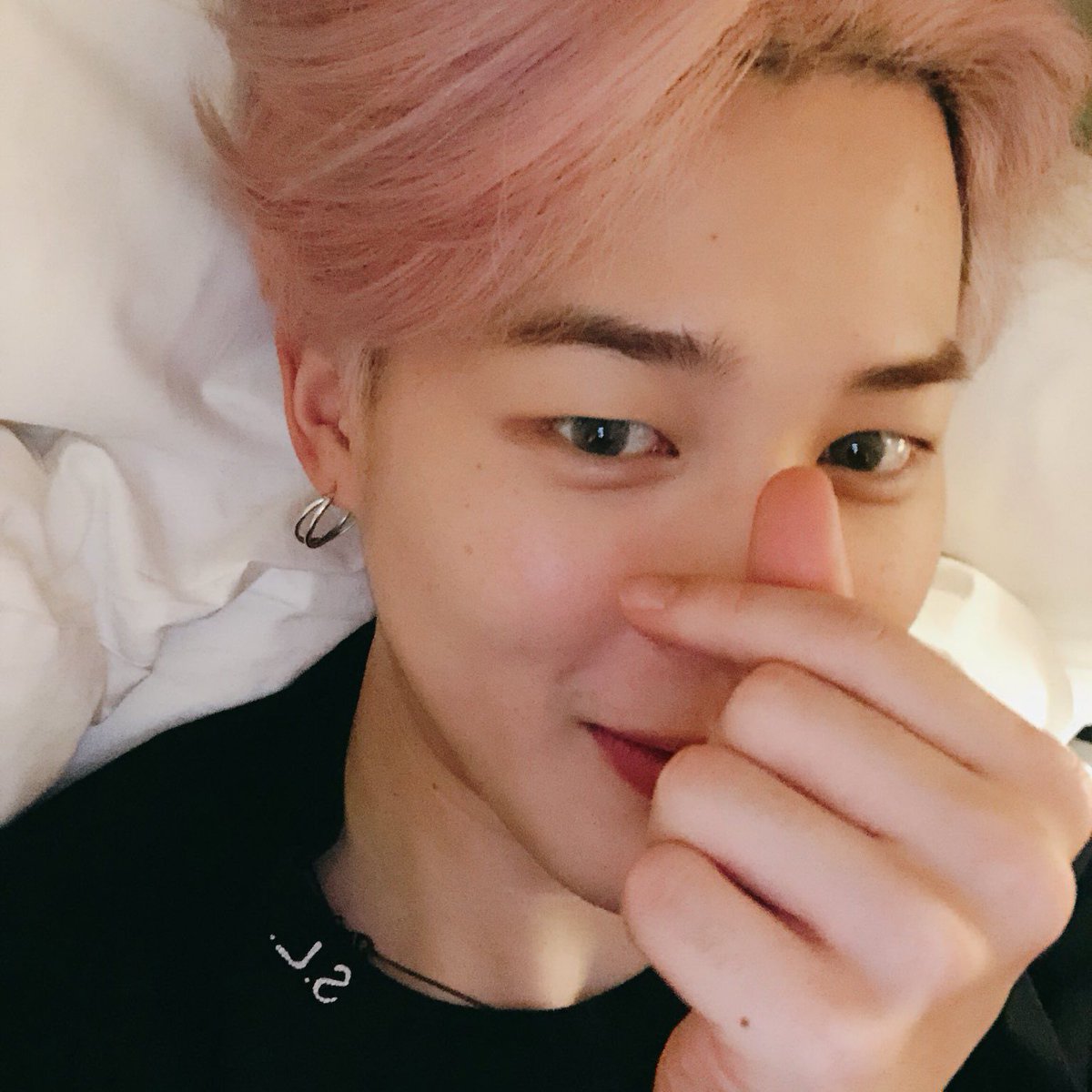 BTS as tea infusers: a cute thread