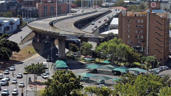 The Story Behind A Highway in Cape Town That Has Been Left Half-Finished for 40 Years #StoryBehindByNdzavi[Thread]