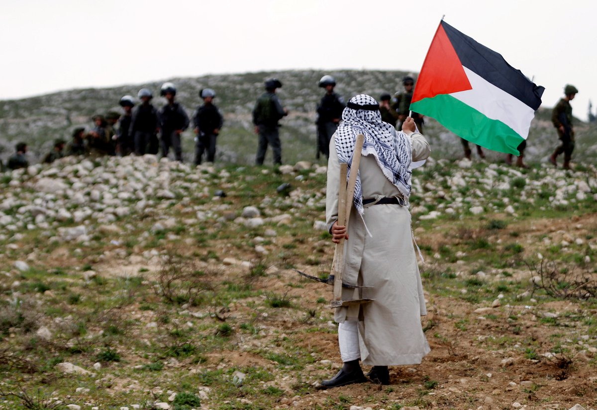 محمود عباس لوزير فلسطينيّ «ألعن أبوهم» (فيديو)