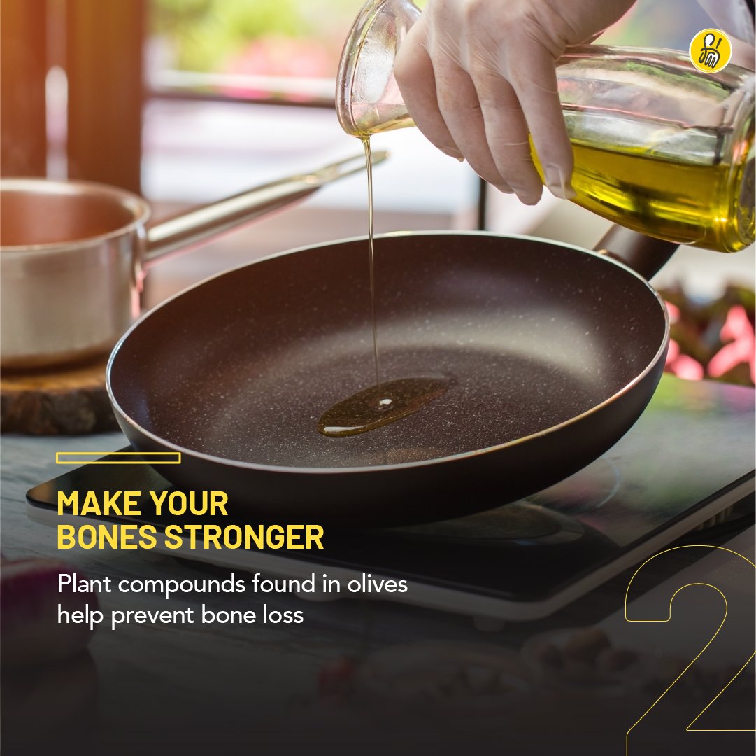 FreshMenuIndia's tweet photo. Pizzas, pastas, and many dishes are incomplete without olives. They add an authentic flavour and make the dish taste rich and aromatic. With so many nutritional benefits, they’re a top choice for all your healthy dishes. 

#FreshMenu #Olives #HealthBenefits #RealGoodFit https://t.co/g3VHdggBaO