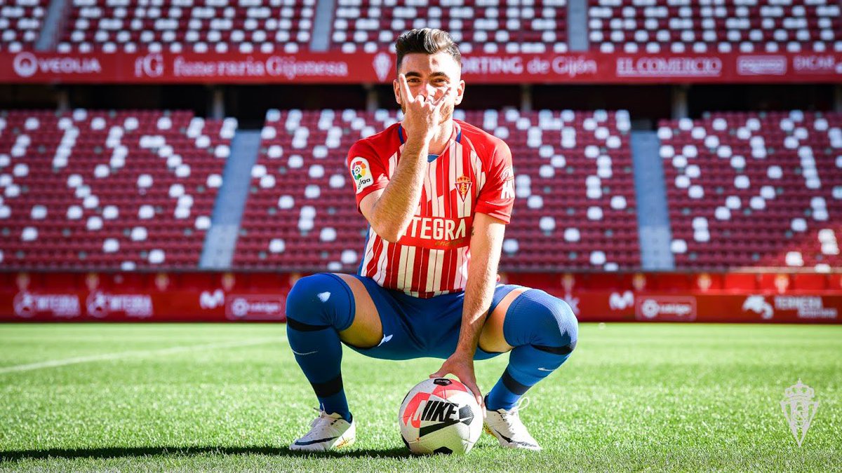 Feliz de incorporarme al proyecto de este gran club como es el @realsporting y con muchas ganas de ayudar a cumplir el sueño de todos.
#puxasporting 🔴⚪️🤘🏻