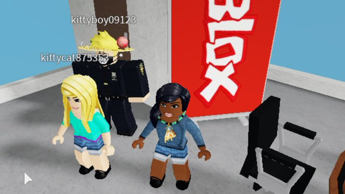 RobloxHQ_'s tweet photo. The Vice Minister has met with two Robloxian citizens that were curious of HQ. Vice Minister O'Brien gave them a tour, and then took a picture at the Cabinet Meeting &amp; Press Conference roof. https://t.co/Pqxsknwmrv