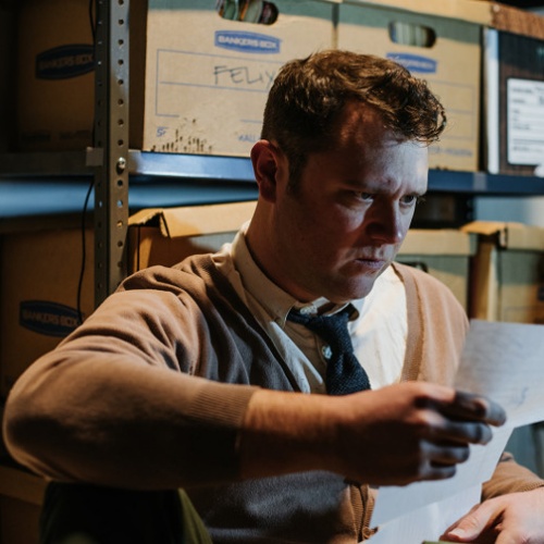 TheatreNewsWeb's tweet image. Theatre-News.com Franz Kafka’s Letter To My Father live online- #LetterToMyFather #M34 dlvr.it/RrzZXH