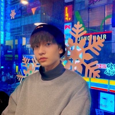 a thread of heeseung ─ but as you keep scrolling he gets older