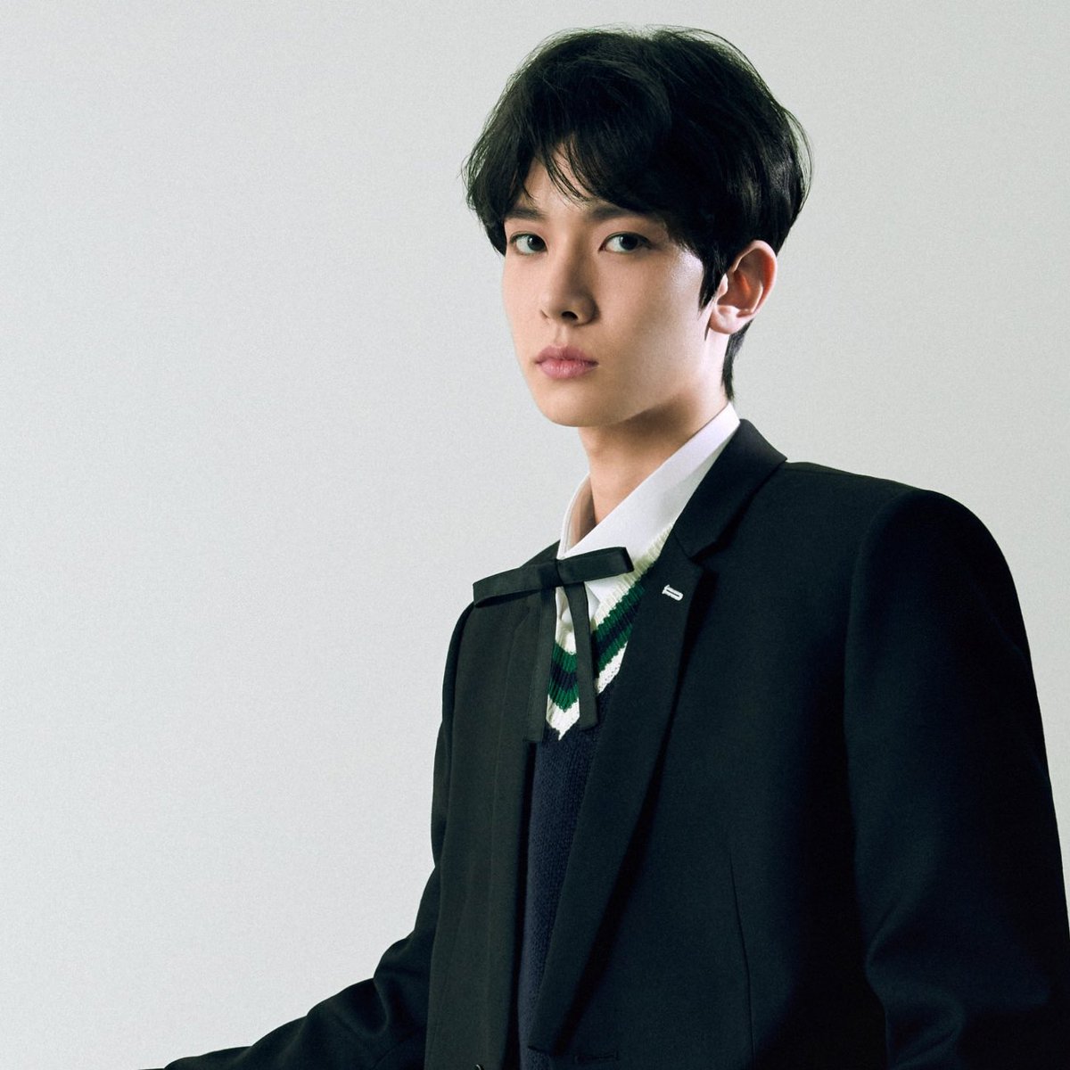 a thread of heeseung ─ but as you keep scrolling he gets older