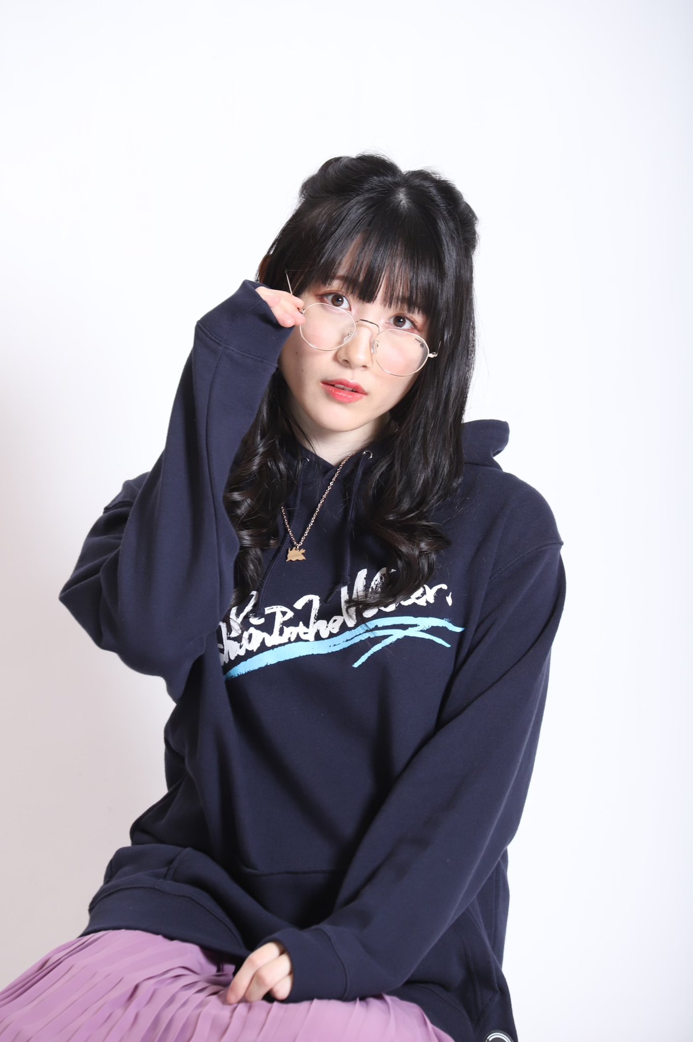 内山悠里菜　LIVERTINE AGE　コラボTシャツ　長袖　Lサイズ 受注期間限定！内山悠里菜コラボ企画第2弾！コラボ長袖Tシャツ